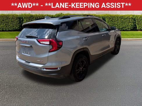 Used 2023 GMC Terrain AT4 image 6