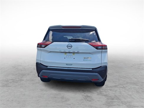 Used 2023 Nissan Rogue SV image 5