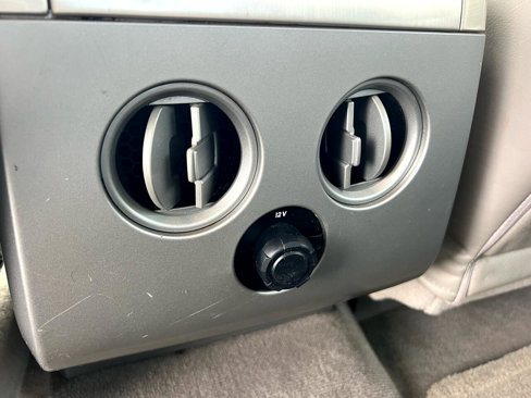 Used 2009 Ford F150 Platinum image 18