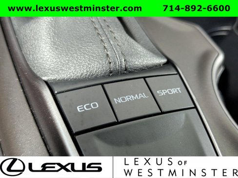 Used 2022 Toyota Camry SE image 21