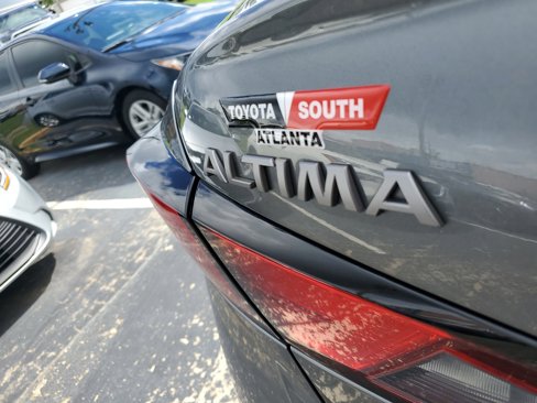 Used 2024 Nissan Altima 2.5 SV image 7