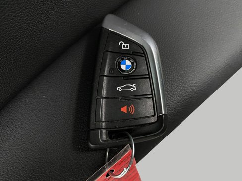 Certified 2021 BMW 530e xDrive w/ Premium Package image 33