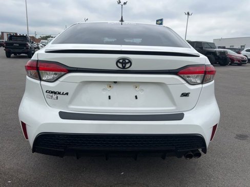 Used 2021 Toyota Corolla SE image 4