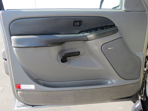 Used 2003 Chevrolet Tahoe LS w/ Cargo Package image 16
