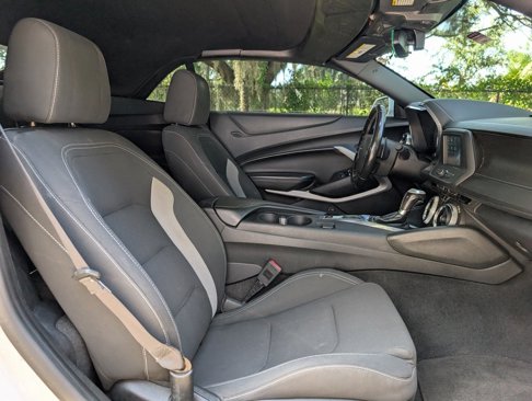 Used 2018 Chevrolet Camaro LT image 12