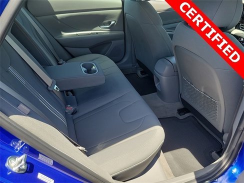 Certified 2024 Hyundai Elantra SEL w/ Convenience Package image 17