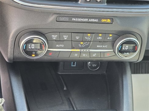 Used 2020 Ford Escape Titanium w/ Titanium Premium Package 2.0 image 16