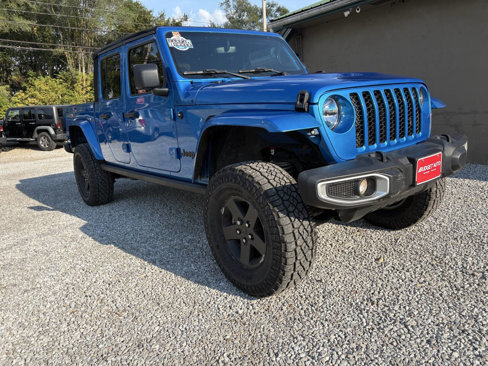Used 2022 Jeep Gladiator Sport image 3