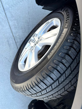 Used 2010 Honda CR-V EX image 2