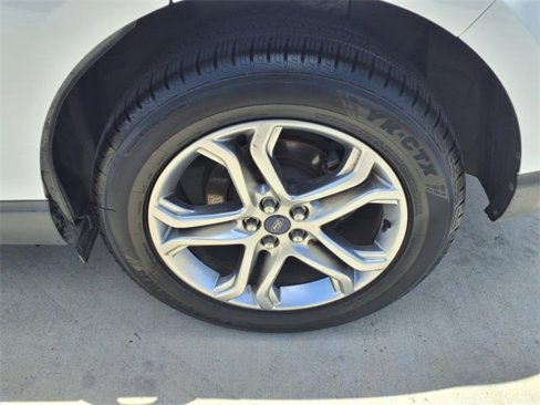 Used 2017 Ford Edge Titanium w/ Equipment Group 301A image 25