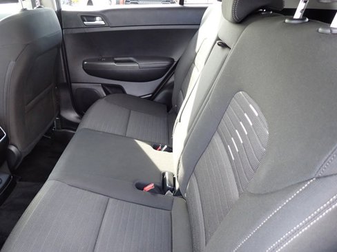 Used 2022 Kia Sportage LX w/ LX AWD Value Edition Package image 17