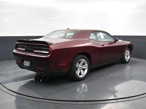 Used 2023 Dodge Challenger SXT image 31