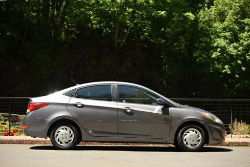 Used 2014 Hyundai Accent GLS image 12