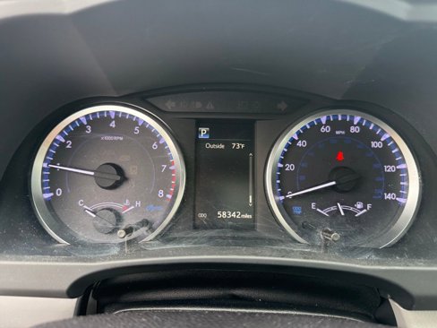 Used 2019 Toyota Highlander LE image 6