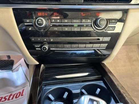 Used 2015 BMW X5 xDrive35i image 21