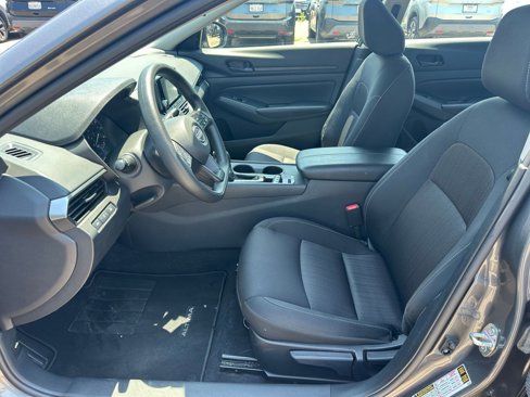Used 2024 Nissan Altima 2.5 S image 24