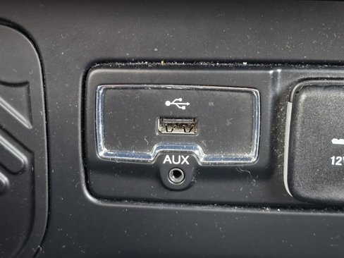 Used 2017 Jeep Renegade Sport w/ Power & Air Group image 6