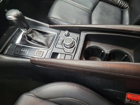 Used 2017 MAZDA MAZDA3 Grand Touring image 26
