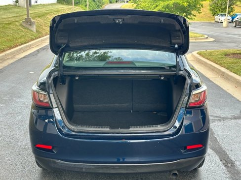 Used 2017 Toyota Yaris iA image 14