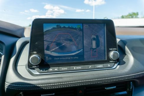 Used 2021 Nissan Rogue SV image 24