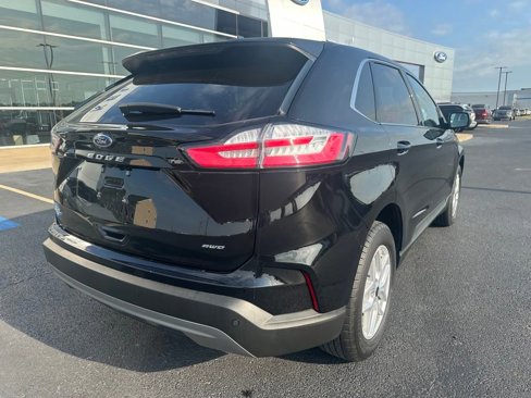Used 2024 Ford Edge SEL image 21