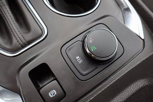 Used 2018 Chevrolet Traverse LT image 24