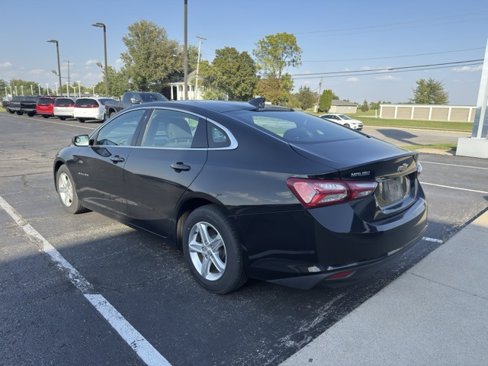 Used 2022 Chevrolet Malibu LT image 3