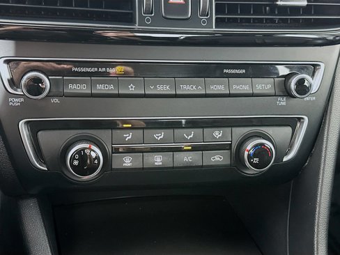 Certified 2020 Kia Optima SE image 15