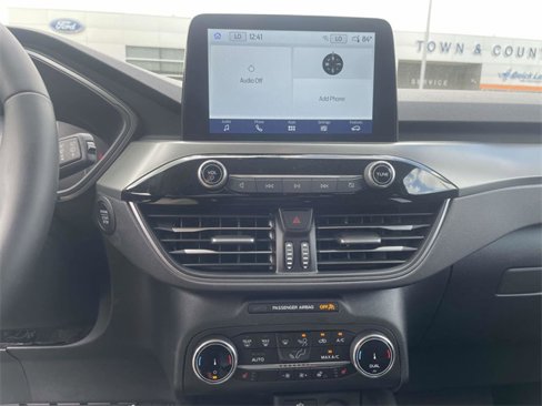 New 2025 Ford Escape Active w/ Cold Weather Package image 8