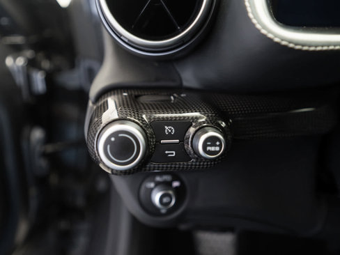 Certified 2019 Ferrari 812 Superfast image 18