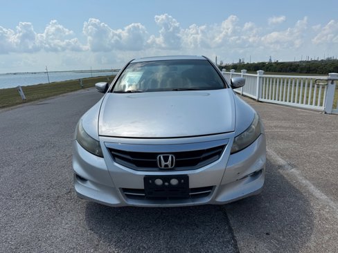 Used 2011 Honda Accord EX-L image 2
