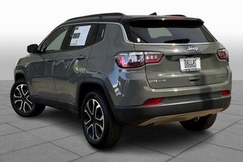 Certified 2024 Jeep Compass Limited image 11