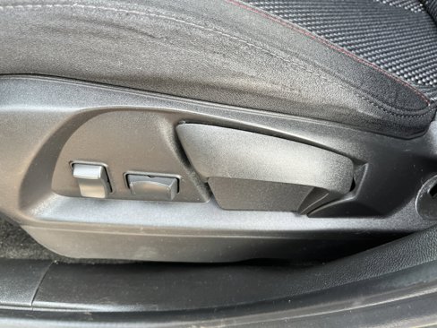 Used 2017 Chevrolet Equinox LT image 19