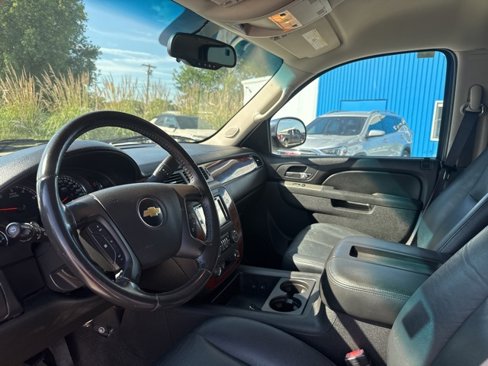 Used 2010 Chevrolet Tahoe LS image 27