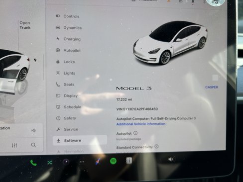 Used 2023 Tesla Model 3 Standard Range image 8