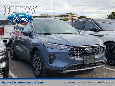 Used 2024 Ford Escape SE image 1