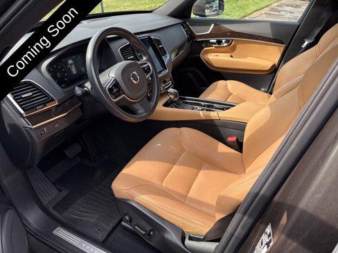 Used 2018 Volvo XC90 T5 Momentum w/ Convenience Package image 8