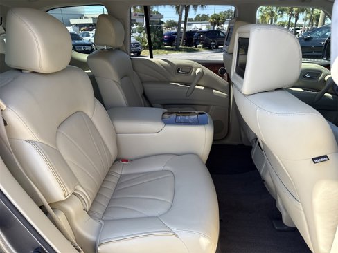 Used 2017 INFINITI QX80 2WD w/ Deluxe Technology Package image 32