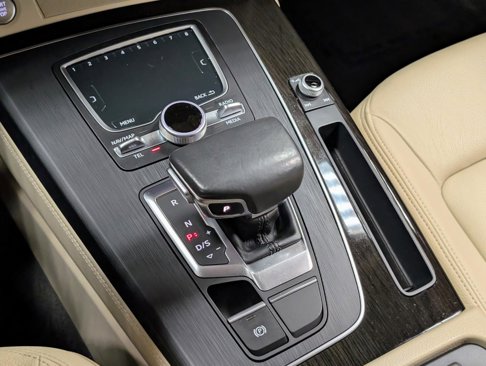 Used 2018 Audi Q5 Prestige w/ Prestige Package image 26