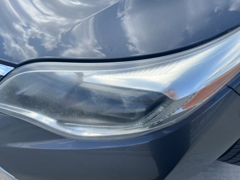 Used 2018 Toyota Avalon Limited image 6