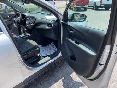 Used 2020 Chevrolet Equinox LT image 26