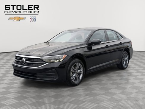 Used 2024 Volkswagen Jetta SE image 2