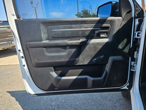 Used 2018 RAM 2500 Tradesman w/ Popular Equipment Group image 11