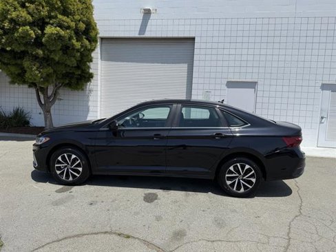 New 2025 Volkswagen Jetta S image 3