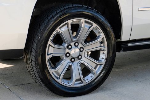 Used 2015 GMC Yukon XL Denali w/ Premium Package image 57