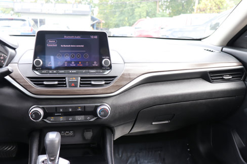 Used 2023 Nissan Altima 2.5 SV image 18