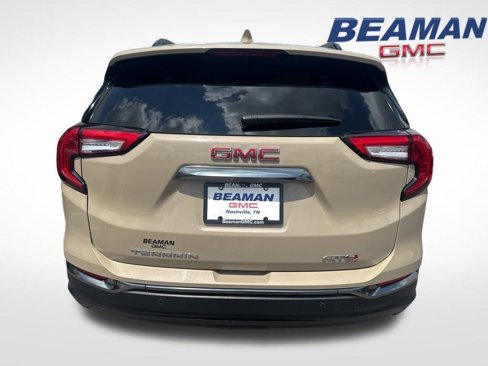 Used 2022 GMC Terrain AT4 w/ Infotainment Package II image 8