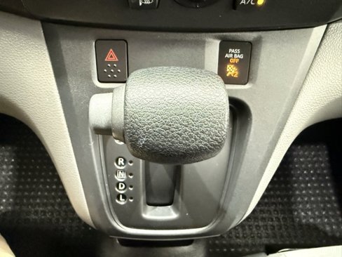 Used 2019 Nissan NV200 SV image 30