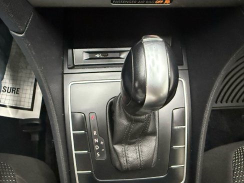 Used 2016 Volkswagen Passat 1.8T S image 20