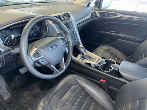 Used 2015 Ford Fusion SE w/ Equipment Group 202A image 18